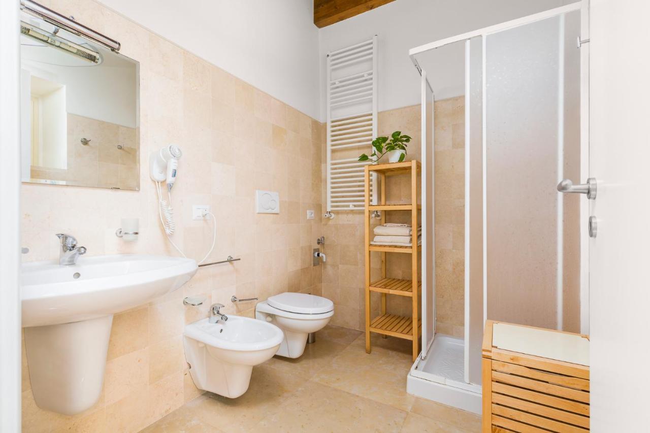 Tenuta Giardini Nuovi Novoli Exteriör bild