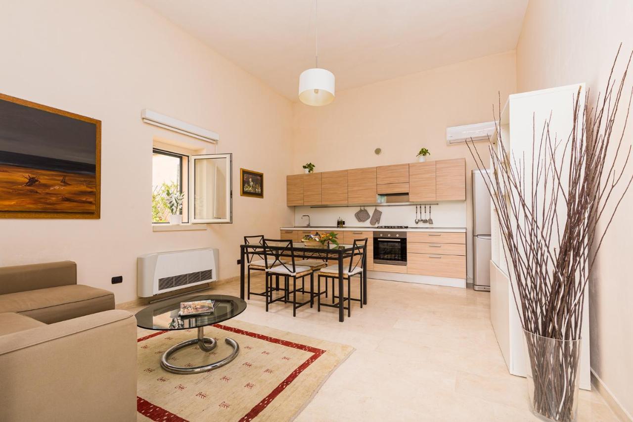 Tenuta Giardini Nuovi Novoli Exteriör bild