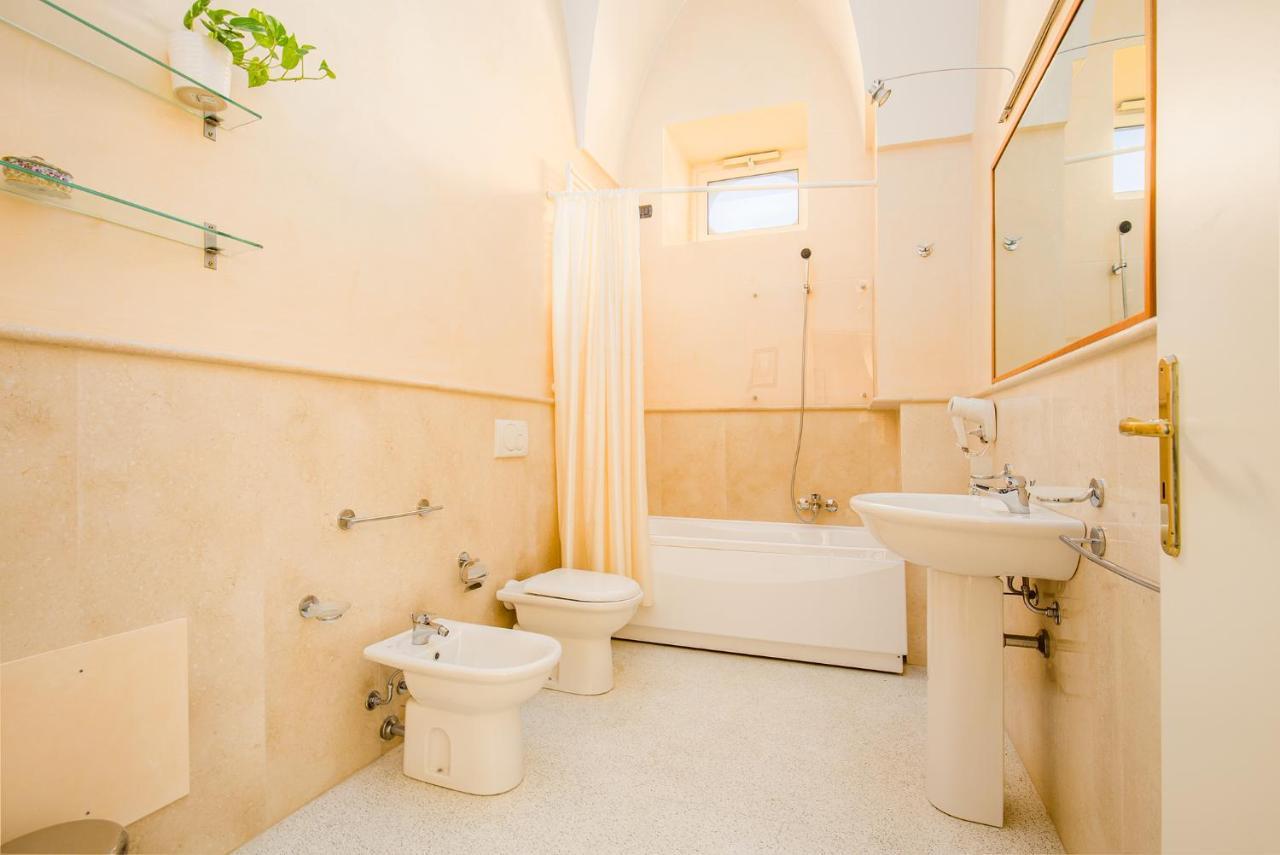 Tenuta Giardini Nuovi Novoli Exteriör bild