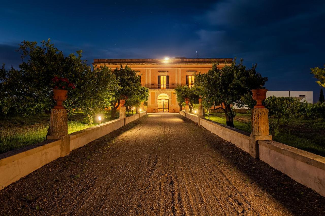 Tenuta Giardini Nuovi Novoli Exteriör bild